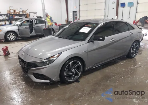 2022 Hyundai Elantra N Line z USA, uszkodzony, nr VIN KMHLR4AF4NU267358
